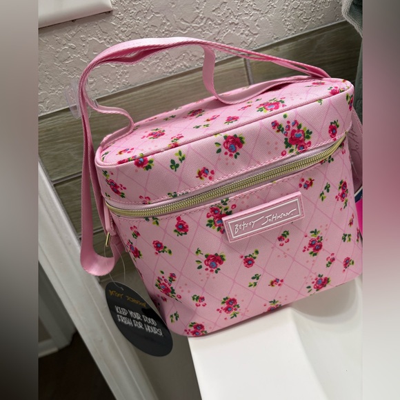 Betsey Johnson Other - Betsey Johnson Pink Floral Lunch Bag